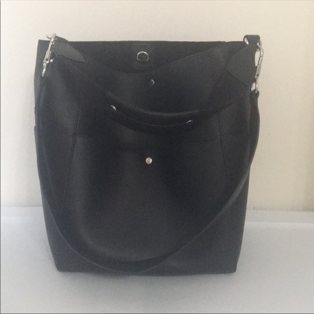 GAP bucket bag